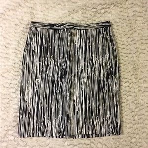 Black and white pencil skirt